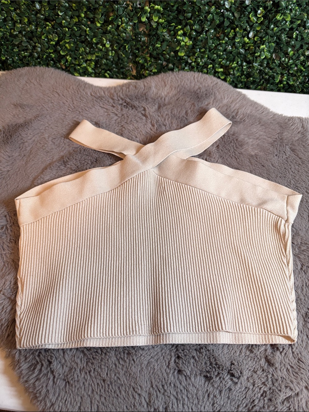 Babaton Cream Ribbed Cross-Strap Tank Top Size XL - Picture 2 of 4